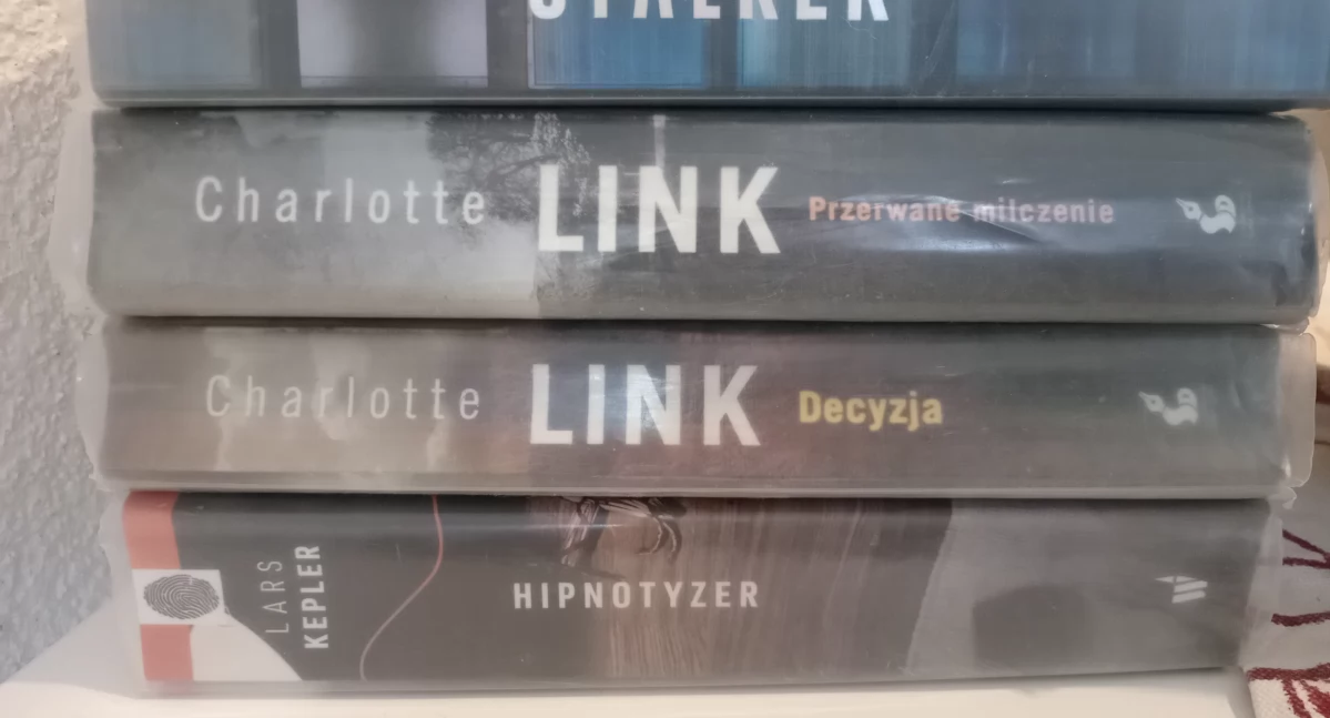 Literatura, Białołęckie biblioteki wzbogacą swoje zbiory! Gdzie trafią książki - zdjęcie, fotografia