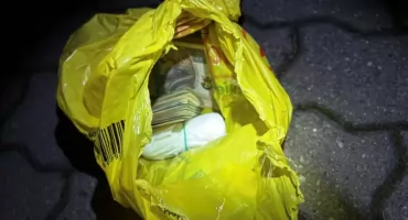 JEDEN WIELKI PRZEKRĘT. Seniorzy padli ofiarą oszustki - akcja na Targówku