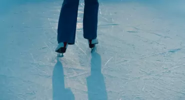 BEZPŁATNA NAUKA JAZDY NA ŁYŻWACH. Tym razem na Targówku!