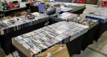 RETRO POLIGON w Galerii Północnej. Czyli... garażówka!